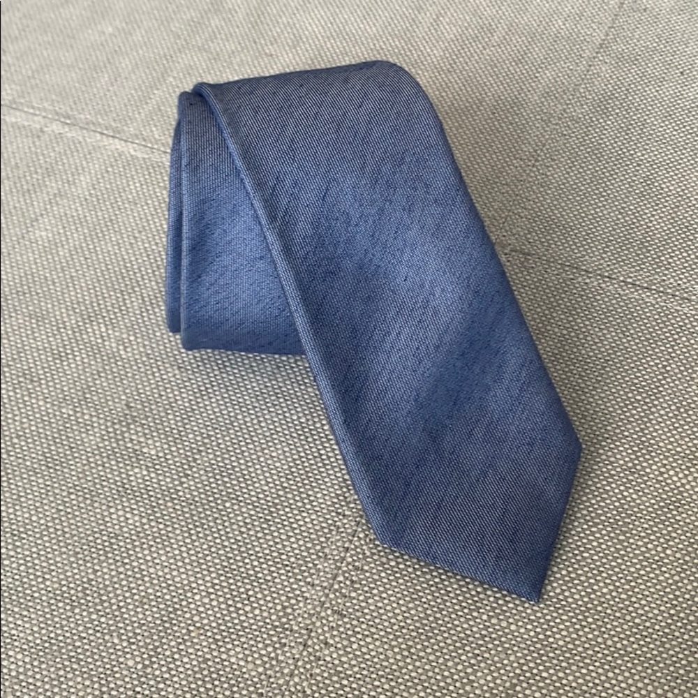 Slim tie